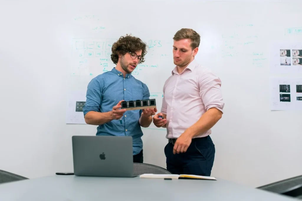 How to Write a Project Description for Recruiters 1 How do you quantify impact with metrics and data?